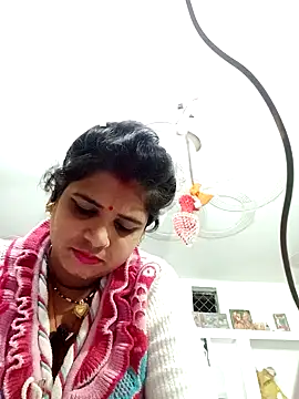 Snapshot of Rani_sahiba chatting on October 28, 2025, 8:22 pm Rani sahiba online show from October 28, 2025, 8:22 pm