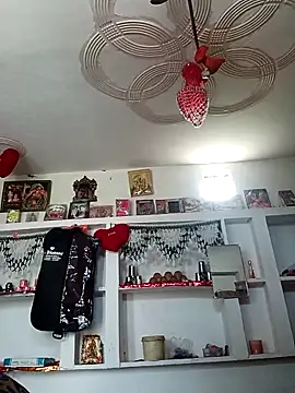 Snapshot of Rani_sahiba chatting on November 27, 2025, 8:05 am Rani sahiba online show from November 27, 2025, 8:05 am