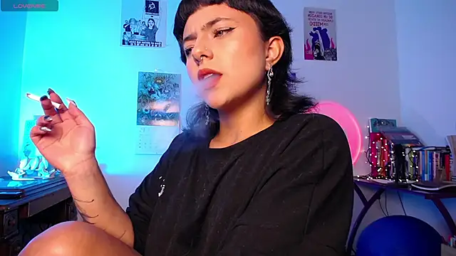 Snapshot of AlmaNanax chatting on September 25, 2025, 2:04 am AlmaNanax online show from September 25, 2025, 2:04 am