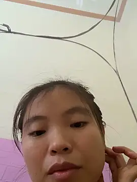 Snapshot of viluna chatting on October 9, 2025, 4:43 am viluna online show from October 9, 2025, 4:43 am