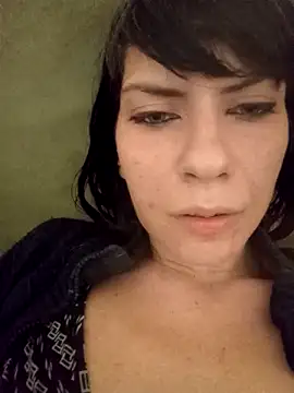 Snapshot of Lea9816 chatting on October 19, 2025, 1:34 pm Lea9816 online show from October 19, 2025, 1:34 pm