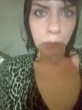 Snapshot of Lea9816 chatting on November 2, 2025, 11:18 pm Lea9816 online show from November 2, 2025, 11:18 pm