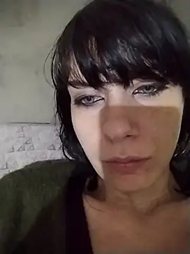 Snapshot of Lea9816 chatting on November 21, 2025, 5:44 pm Lea9816 online show from November 21, 2025, 5:44 pm