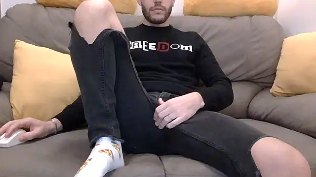 Amicisegreti online show from December 20, 2025, 9:22 pm