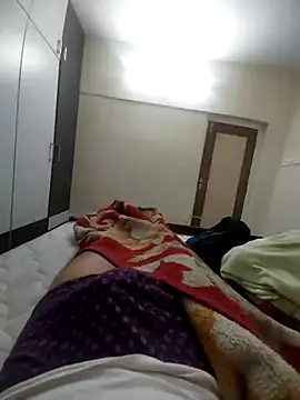 Snapshot of mommylover5 chatting on November 23, 2025, 5:18 am mommylover5 online show from November 23, 2025, 5:18 am