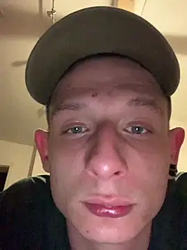 Snapshot of P44698 chatting on March 15, 2026, 4:51 am P44698 online show from March 15, 2026, 4:51 am