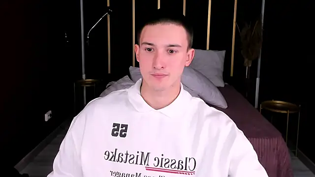 Snapshot of David__Diamond chatting on October 8, 2025, 3:53 pm David Diamond online show from October 8, 2025, 3:53 pm