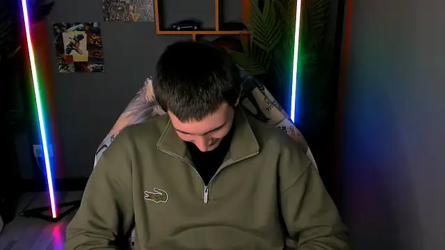 Snapshot of David__Diamond chatting on November 26, 2025, 4:52 pm David Diamond online show from November 26, 2025, 4:52 pm