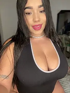 SofiaWildee online show from June 3, 2026, 3:09 am