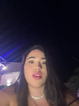 SofiaWildee online show from June 25, 2026, 5:12 am