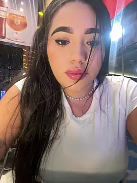SofiaWildee online show from July 2, 2026, 1:16 am