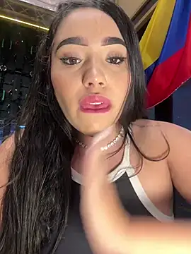 SofiaWildee online show from July 3, 2026, 3:46 am