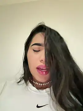 SofiaWildee online show from July 21, 2026, 3:53 am