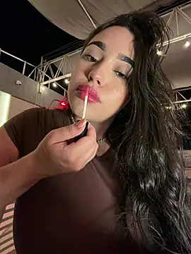 SofiaWildee online show from August 2, 2026, 3:27 am