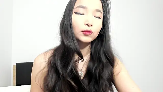 Snapshot of Soyun_Mia chatting on May 4, 2026, 1:29 pm Soyun Mia online show from May 4, 2026, 1:29 pm