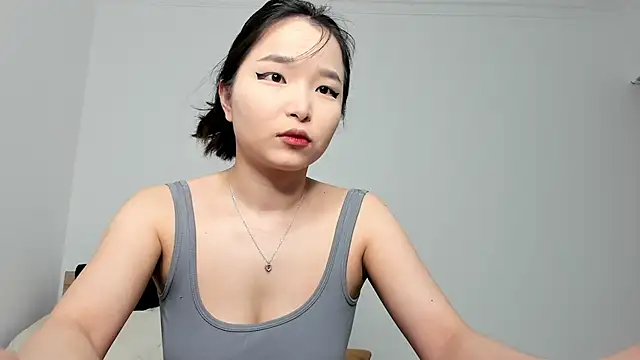 Snapshot of Soyun_Mia chatting on June 27, 2026, 1:28 pm Soyun Mia online show from June 27, 2026, 1:28 pm