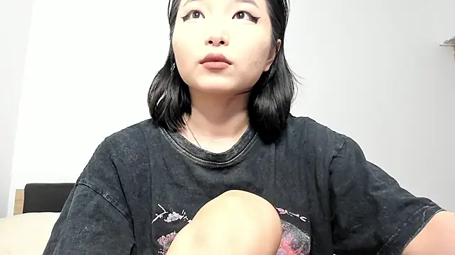 Snapshot of Soyun_Mia chatting on July 31, 2026, 3:44 pm Soyun Mia online show from July 31, 2026, 3:44 pm
