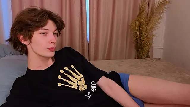  Den1s  online show from February 8, 2026, 12:30 pm