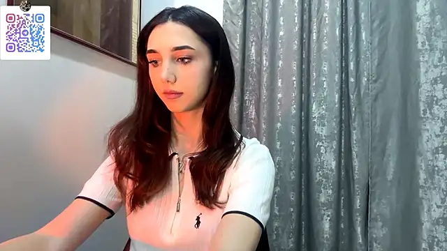 LinaMour online show from January 14, 2026, 10:25 pm