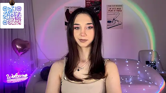 Snapshot of LinaMour chatting on May 13, 2026, 10:38 pm LinaMour online show from May 13, 2026, 10:38 pm