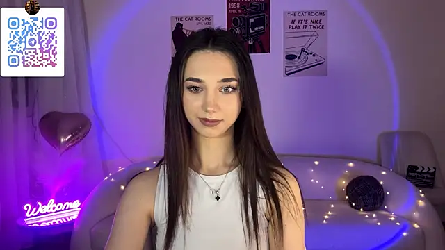 Snapshot of LinaMour chatting on June 19, 2026, 10:46 pm LinaMour online show from June 19, 2026, 10:46 pm