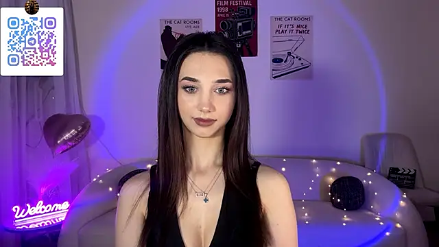Snapshot of LinaMour chatting on June 21, 2026, 10:12 pm LinaMour online show from June 21, 2026, 10:12 pm