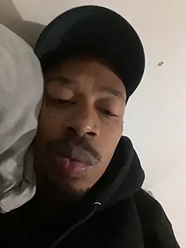 Snapshot of fitsexyman chatting on December 5, 2025, 7:54 pm fitsexyman online show from December 5, 2025, 7:54 pm