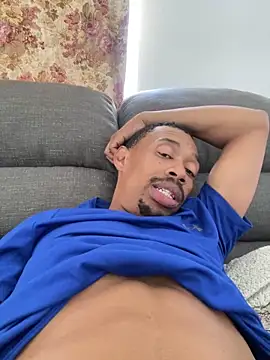 Snapshot of fitsexyman chatting on December 19, 2025, 1:07 pm fitsexyman online show from December 19, 2025, 1:07 pm