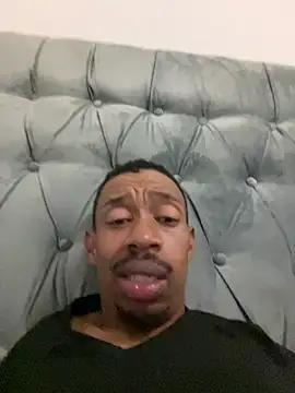 Snapshot of fitsexyman chatting on January 10, 2026, 7:59 pm fitsexyman online show from January 10, 2026, 7:59 pm