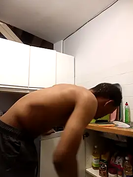 Snapshot of fitsexyman chatting on January 11, 2026, 8:47 pm fitsexyman online show from January 11, 2026, 8:47 pm