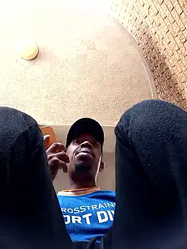 Snapshot of fitsexyman chatting on January 13, 2026, 10:53 am fitsexyman online show from January 13, 2026, 10:53 am