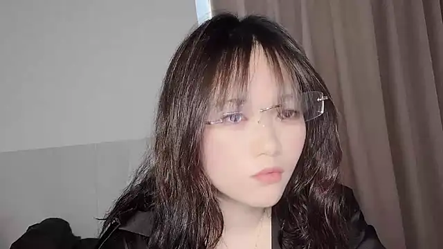 Snapshot of Xoxo-258 chatting on October 10, 2025, 12:42 am Xoxo-258 online show from October 10, 2025, 12:42 am