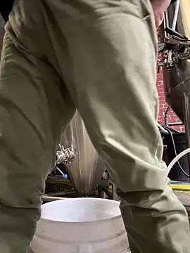 Snapshot of crashnasty chatting on February 11, 2026, 5:40 pm crashnasty online show from February 11, 2026, 5:40 pm