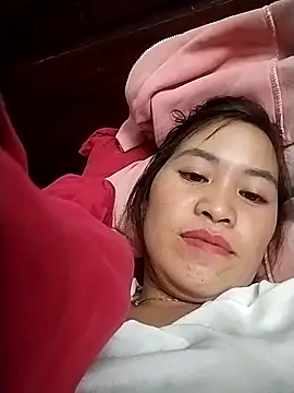 Snapshot of tuyetnhi-00 chatting on October 4, 2025, 5:00 pm tuyetnhi-00 online show from October 4, 2025, 5:00 pm