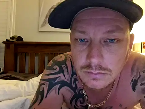 Snapshot of brokecountrylads chatting on November 28, 2025, 11:24 am brokecountrylads online show from November 28, 2025, 11:24 am