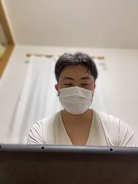 szk2412 online show from April 10, 2026, 2:33 pm