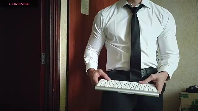 cris2428 online show from November 7, 2025, 2:50 pm