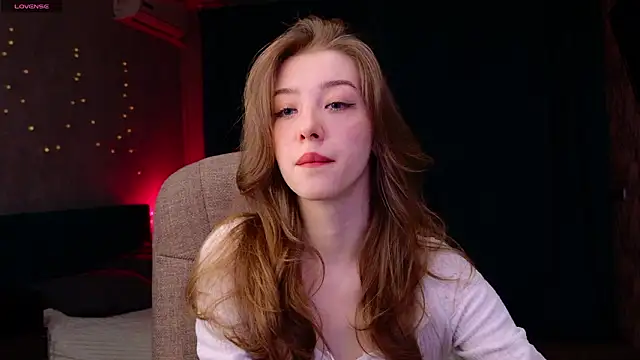 AstraMist online show from March 5, 2026, 4:47 pm