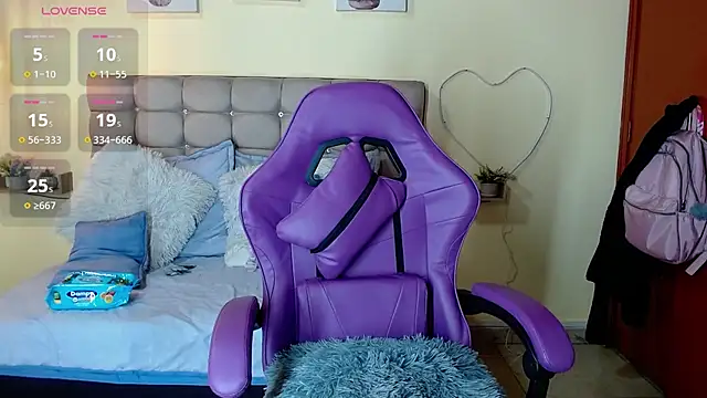  naomi s online show from July 12, 2026, 1:57 pm