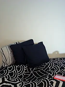 Snapshot of Nicoleefaith_ chatting on October 8, 2025, 7:00 pm Nicoleefaith online show from October 8, 2025, 7:00 pm