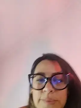 Nicoleefaith  online show from May 14, 2026, 8:26 pm