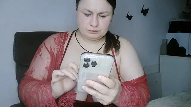 Snapshot of MartaXLove chatting on June 12, 2026, 4:50 pm MartaXLove online show from June 12, 2026, 4:50 pm