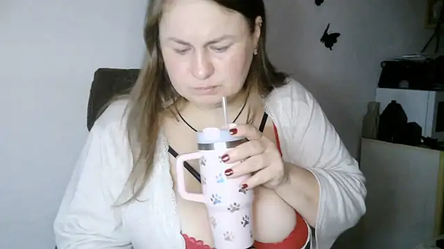 Snapshot of MartaXLove chatting on July 15, 2026, 6:57 pm MartaXLove online show from July 15, 2026, 6:57 pm