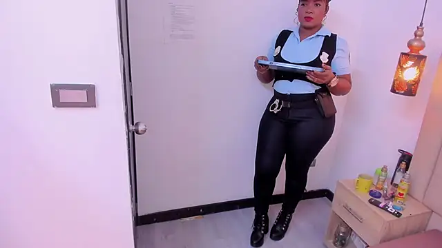 Snapshot of Afrodita_de_amor chatting on October 31, 2025, 11:55 am Afrodita de amor online show from October 31, 2025, 11:55 am