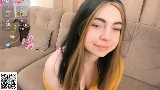 Snapshot of EvaBlimey chatting on November 2, 2025, 6:38 am EvaBlimey online show from November 2, 2025, 6:38 am