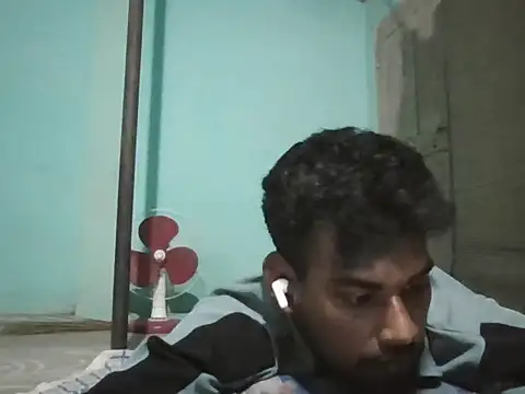 Snapshot of Tamilgud23 chatting on May 29, 2026, 12:52 am Tamilgud23 online show from May 29, 2026, 12:52 am