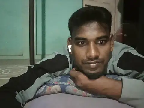 Snapshot of Tamilgud23 chatting on July 28, 2026, 5:01 pm Tamilgud23 online show from July 28, 2026, 5:01 pm