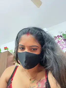 Snapshot of V-Hot-Sweti chatting on October 25, 2025, 6:21 am V-Hot-Sweti online show from October 25, 2025, 6:21 am