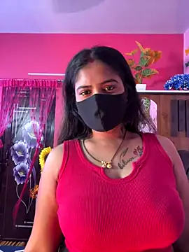 Snapshot of V-Hot-Sweti chatting on November 8, 2025, 8:47 am V-Hot-Sweti online show from November 8, 2025, 8:47 am