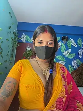 V-Hot-Sweti online show from April 30, 2026, 10:10 am